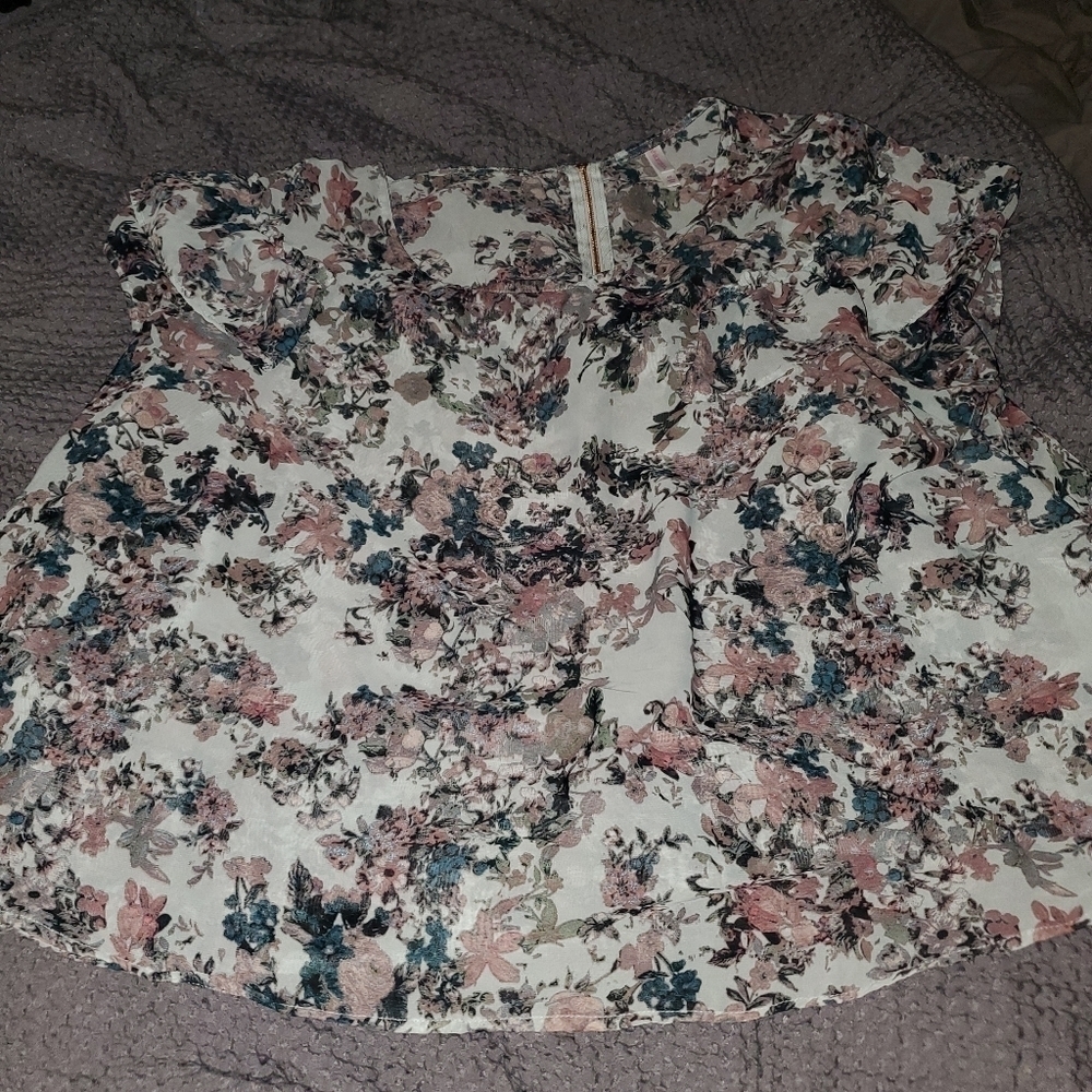 XHILARATION off the shoulder top